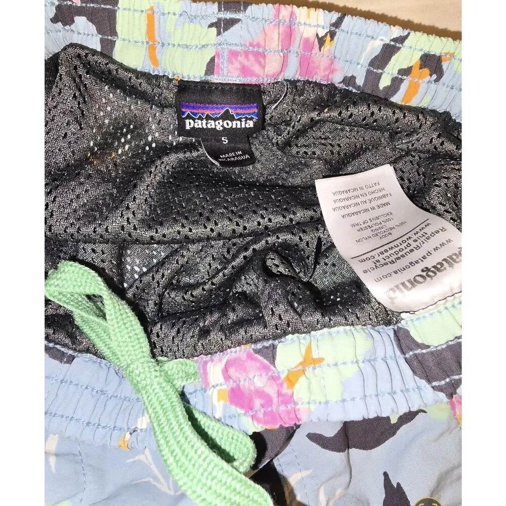 Patagonia Mens Baggies Swim Trunks Shorts Small tropical Bird Print Lined